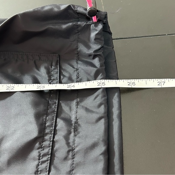 PINK Victoria's Secret Windbreaker Quarter Zip Pullover Jacket Black Pink Small - Picture 5 of 5